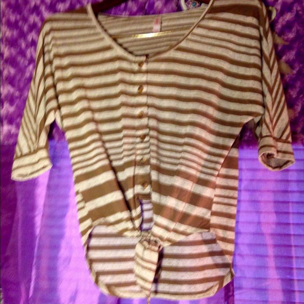 Xhilaration Top